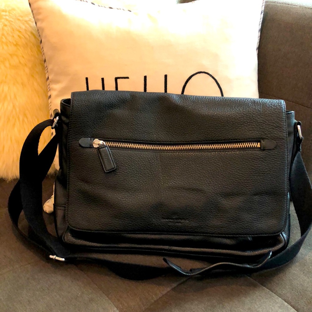 Banana Republic Leather Messenger Bag